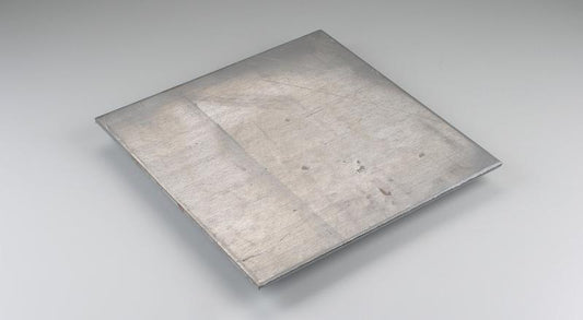 漬けられた油の鋼板